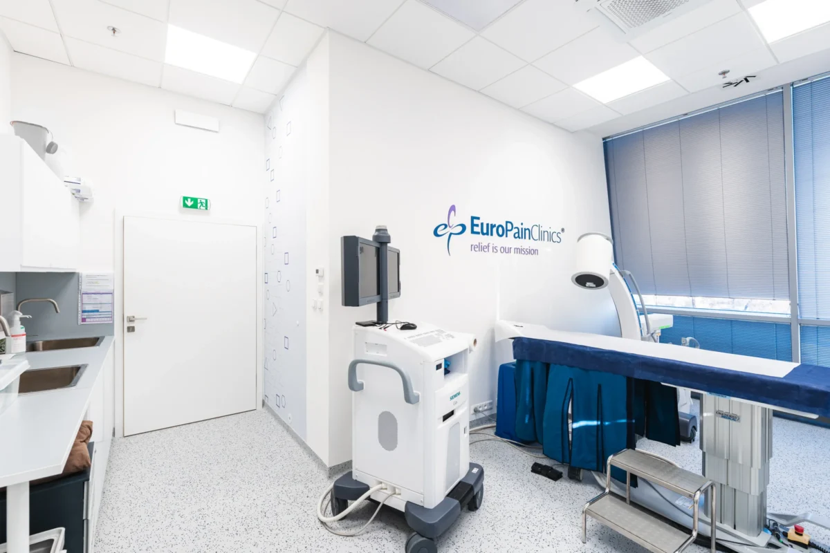 Klinika miniinvazivní a endoskopické léčby zad EuroPainClinics Praha - 05